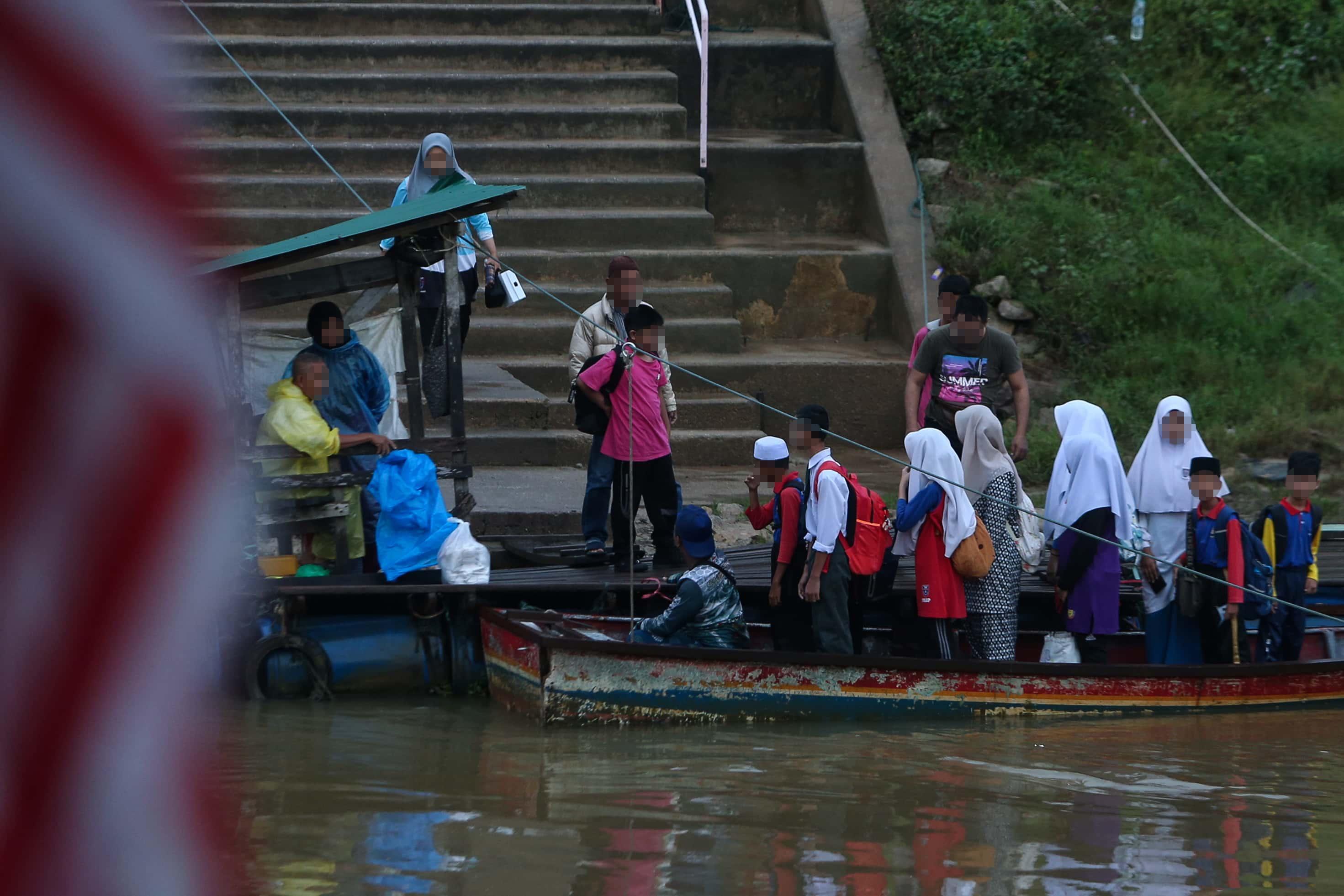 Dua rakyat Malaysia antara empat individu ditahan seberang Sungai Golok secara haram