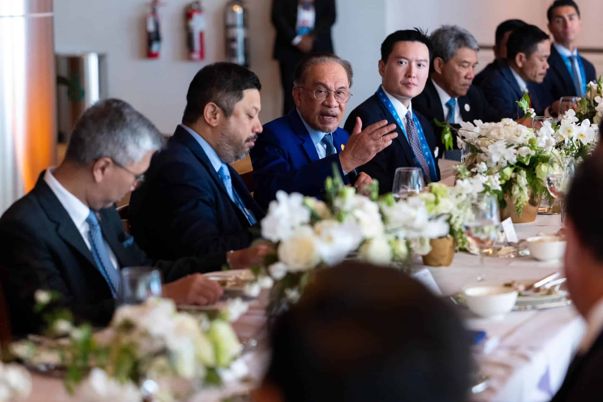 晤谷歌巨头商数据中心与AI 安华邀APEC企业来马投资