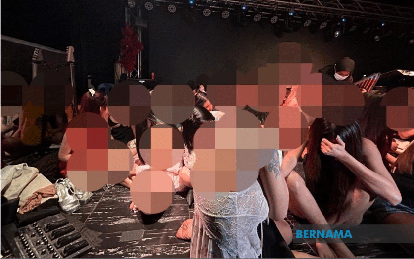 取缔富都路某娱乐中心 移民局捕72性感睡衣女公关