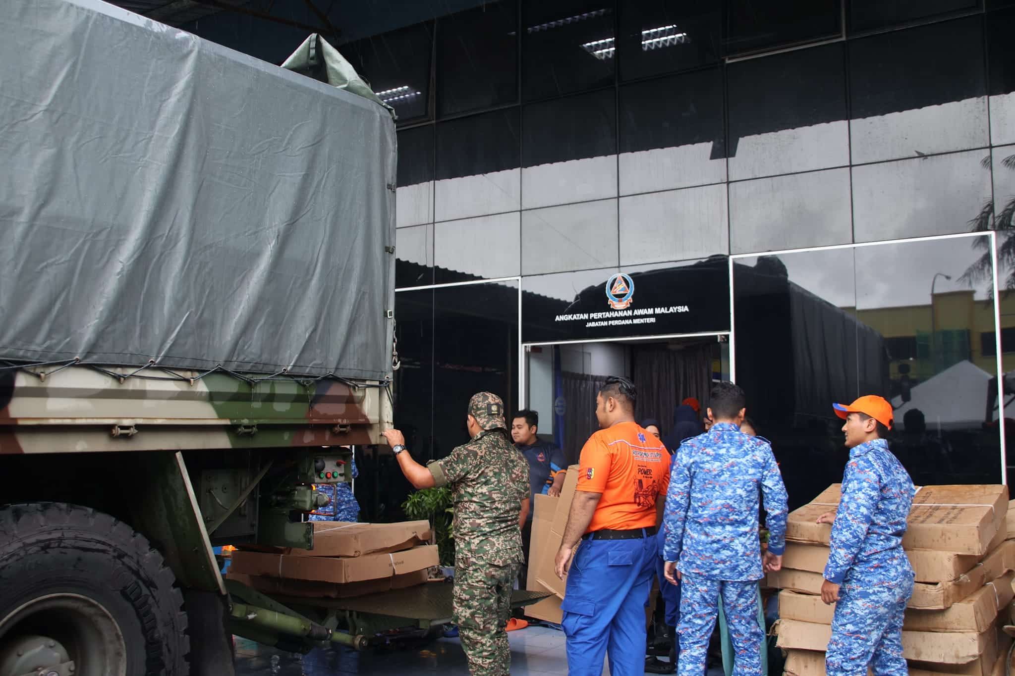 全国洪水疏散逾8万人.4人死亡 NADMA启动行动中心协调救援