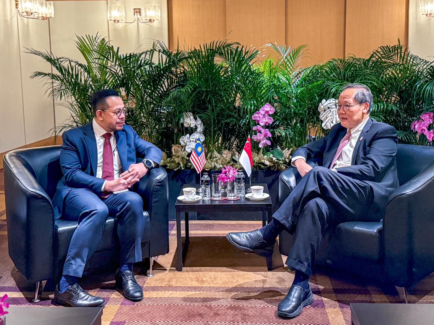 沈志强与狮城人资部长会晤 谈大马劳工福利与各提议