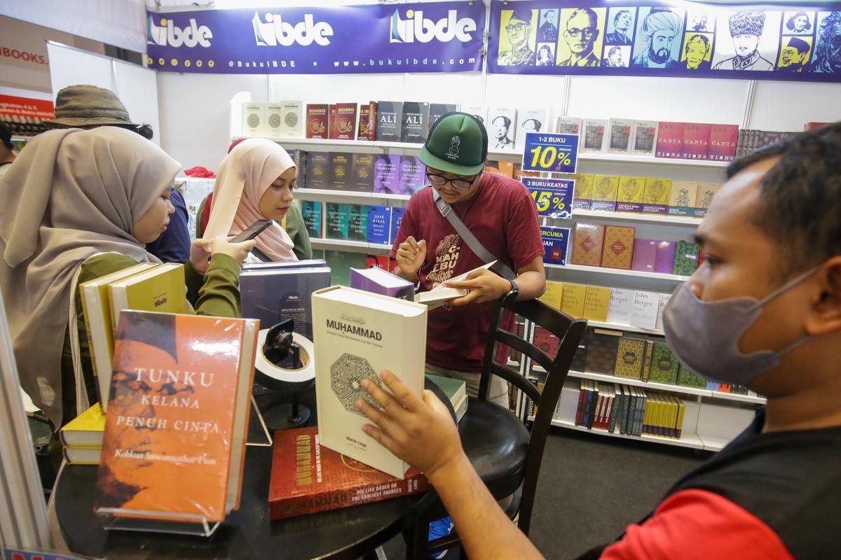 Five Inisiatif Buku Darul Ehsan releases on October bestseller list