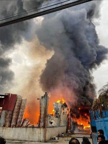 双溪毛糯新村2厂今早失火 滚浓烟冲上天幸无人伤亡