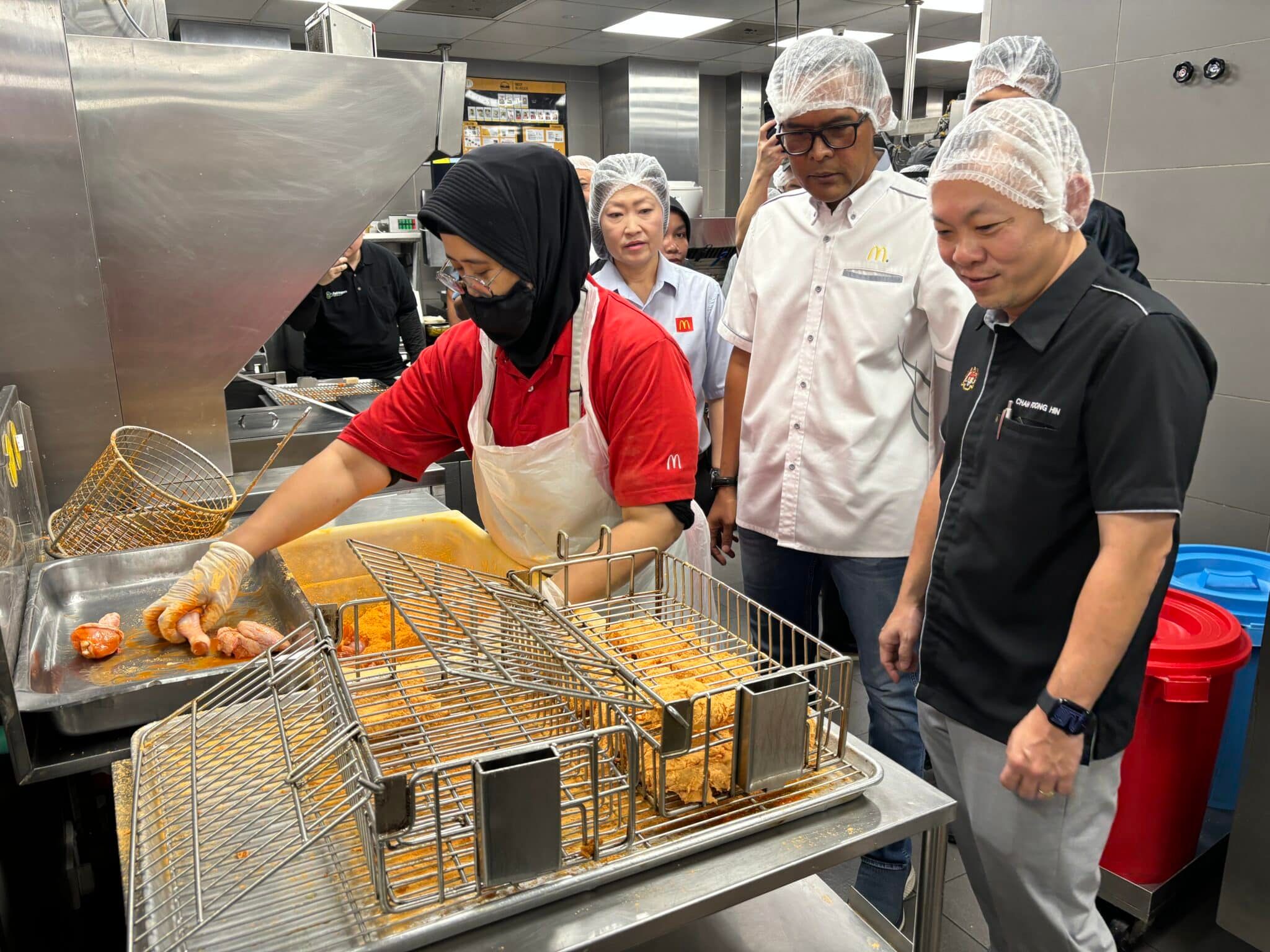 收集废食油推动绿色倡议 陈泓缣：麦当劳成餐饮界典范