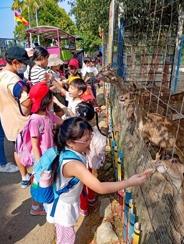 雪州水果谷充满大自然风情 合适一家大小互动放松心情