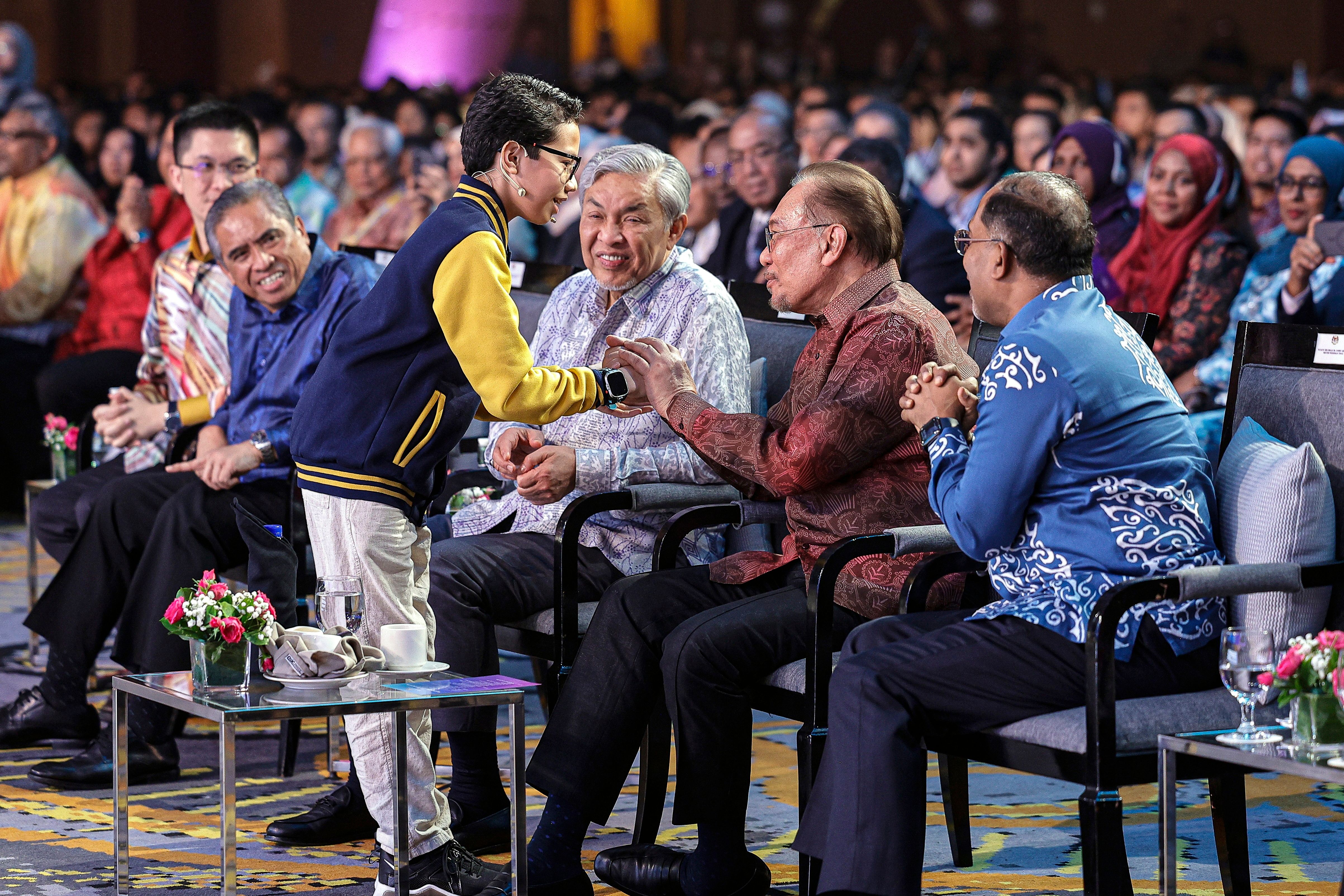 安华：激发年轻人思维 布城创意节需年年举办