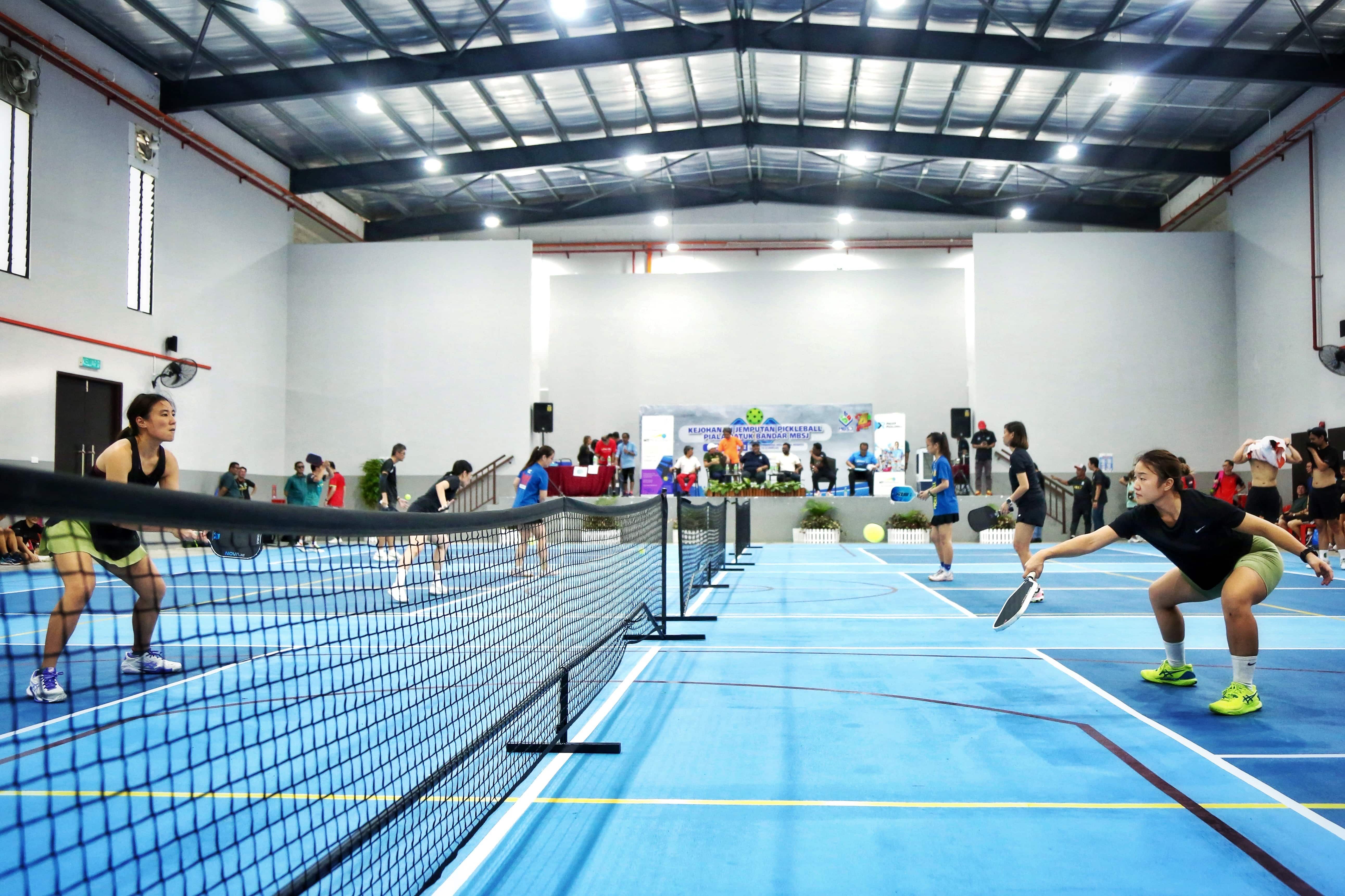 206人响应梳邦再也市长杯匹克球竞标赛