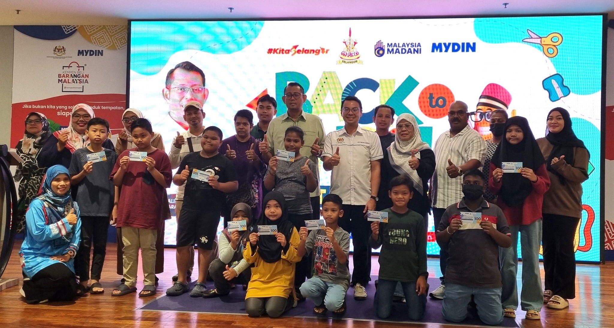 李健聪明年新学年冀办重返校园活动   助减轻家长负担.让学生开心返校