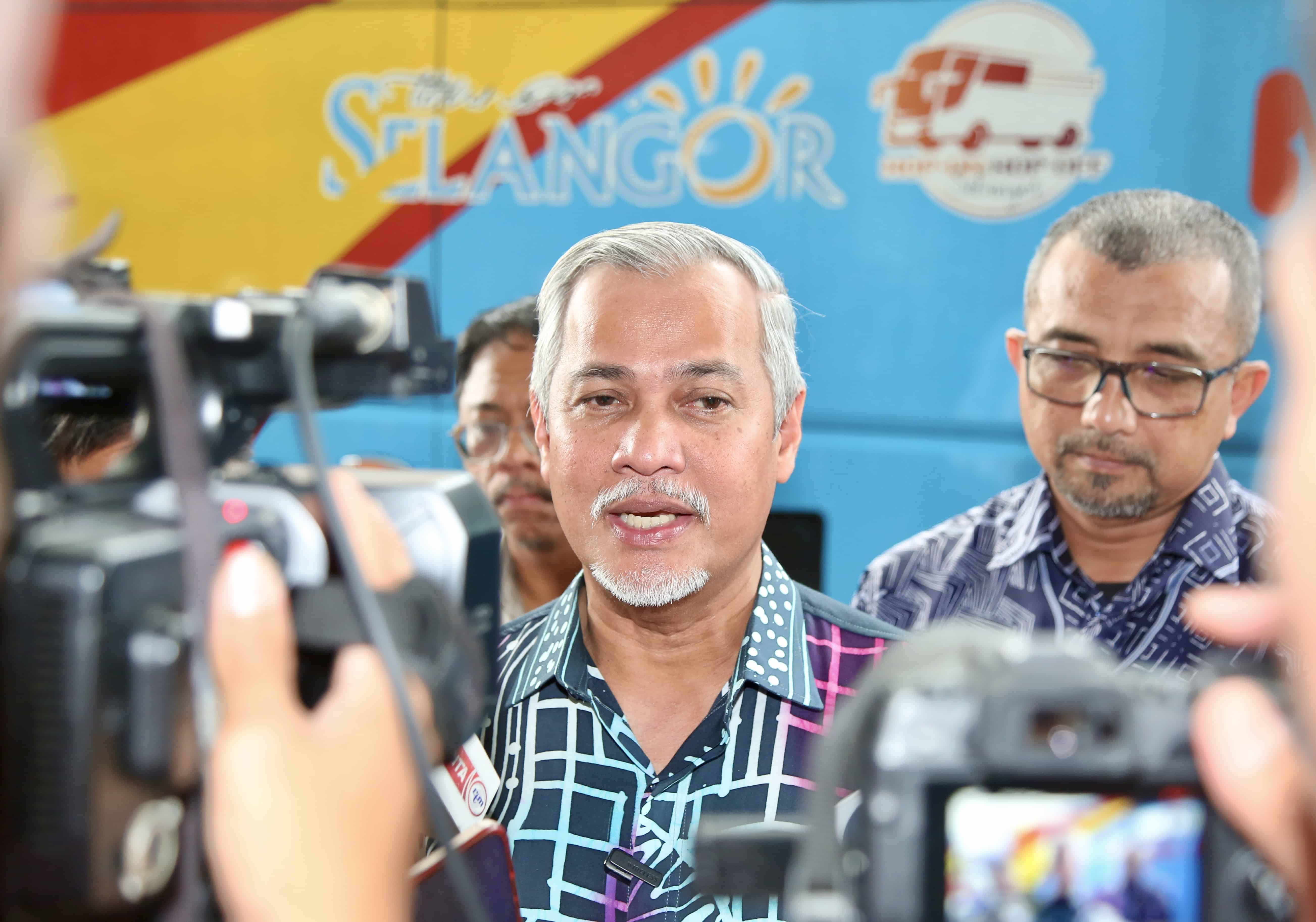 MBDK lantik 50 kontraktor laksana kerja pembersihan, selenggara landskap