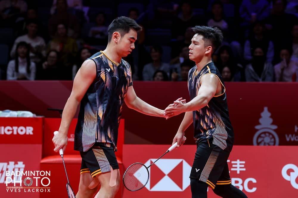 【羽联年终总决赛】李梓嘉脚踝受伤遗憾退赛  飞汀半决赛战印尼双A.混双内战
