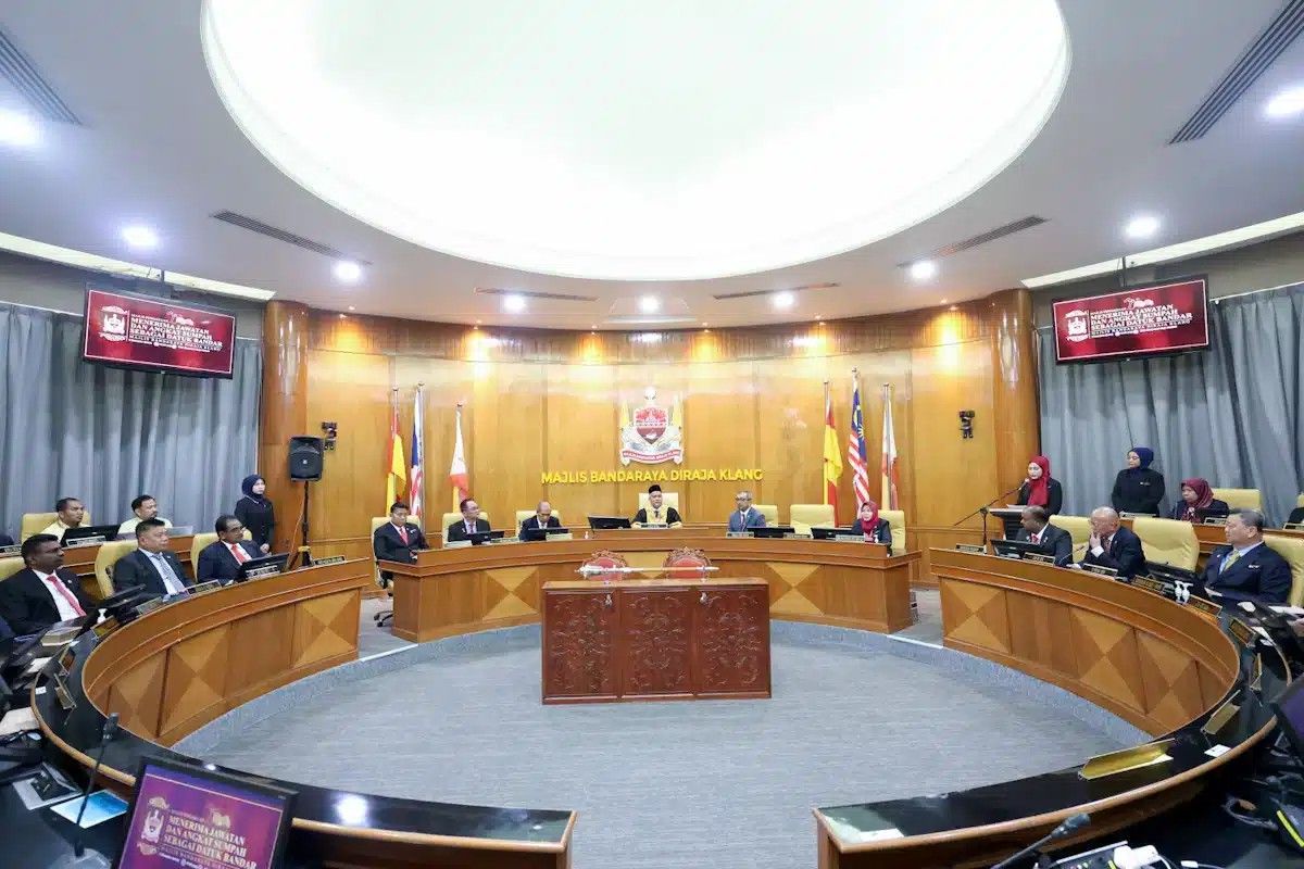 சிலாங்கூர் வேகக் கொள்கையை அமல்படுத்துவதன் மூலம் கிள்ளான் பொருளாதார வளர்ச்சி தொடரும்