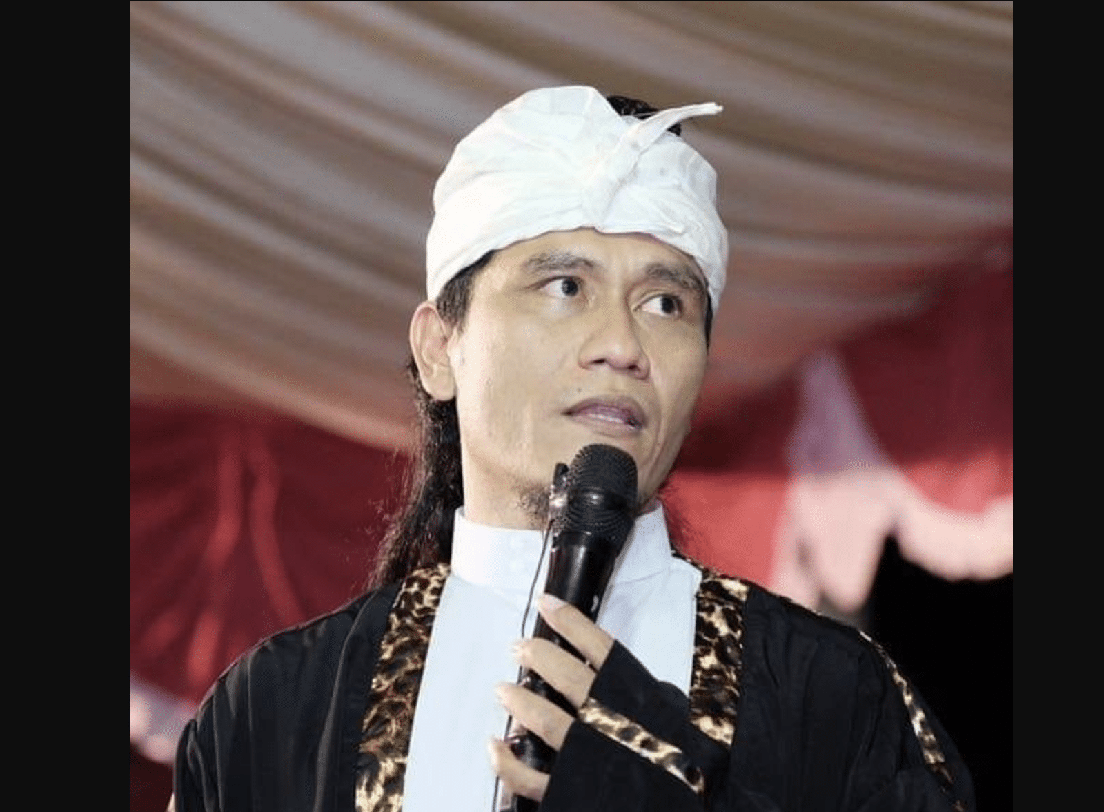 Indonesian president’s envoy resigns after backlash from insulting iced tea seller