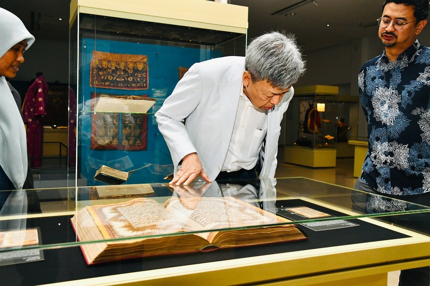 Sultan Selangor berkenan ke pameran Samudera Berbicara - Pembentukan Dunia Melayu Islam