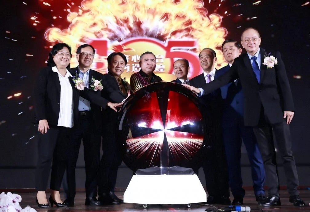 陆兆福拨款30万予隆中华分校 抛砖引玉盼带动更多捐助