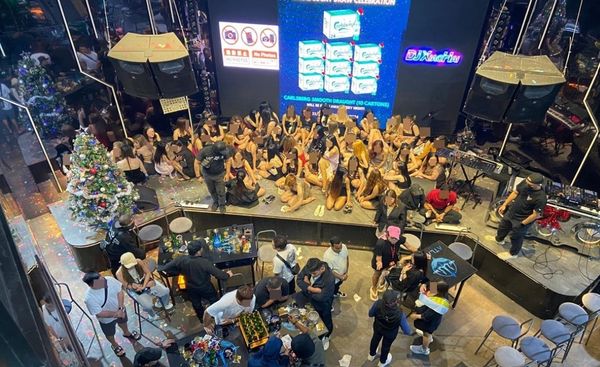 移民局取缔甲洞娱乐场所 捕67非法移民及3公民