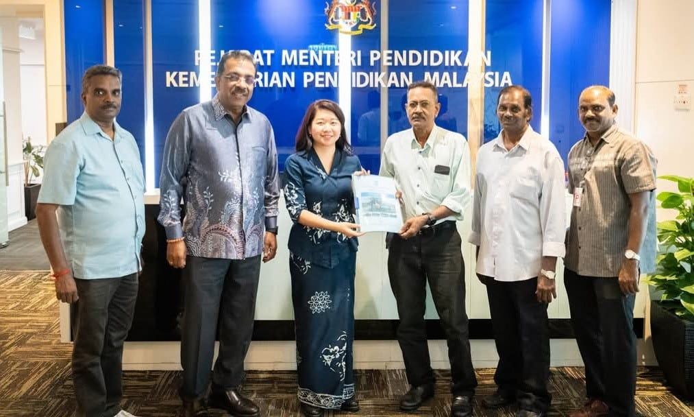 பத்து அம்பாட் தமிழ்ப்பள்ளியின் புதிய கட்டிடம் தொடர்பில் ஜனவரி மாதம் பேச்சுவார்த்தை- டாக்டர் குணராஜ் தகவல்