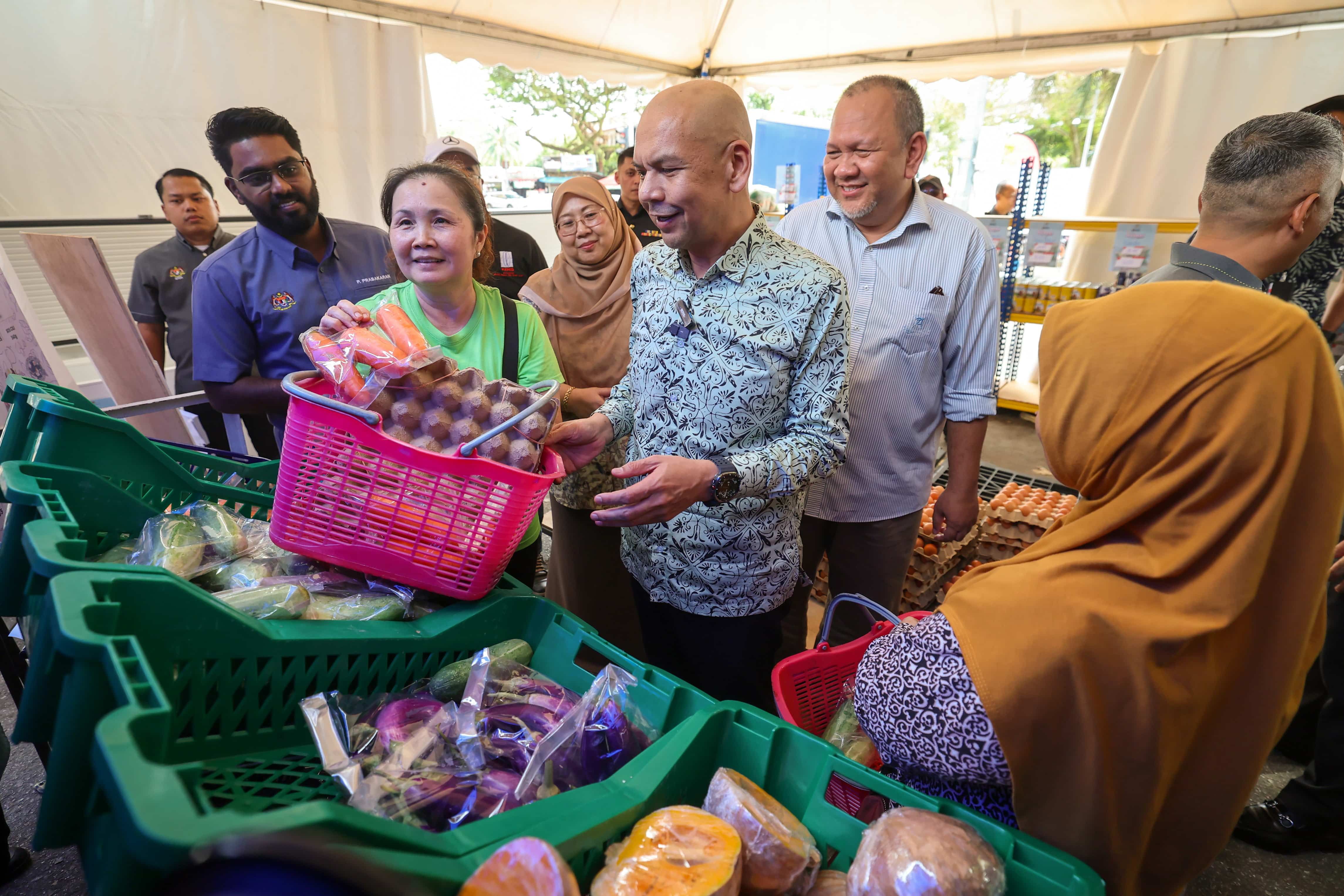 14食材列圣诞节统制品  下周一起生效.为期5天