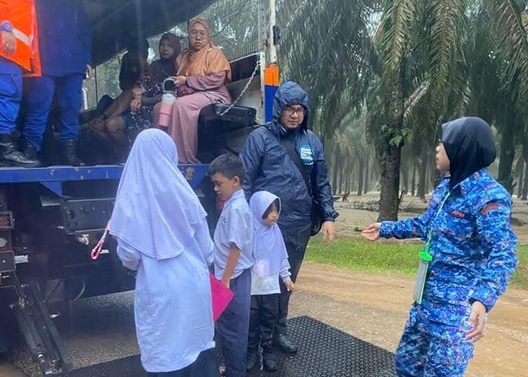 கோல கிராயில் வெள்ள நிலைமை சீரடைகிறது