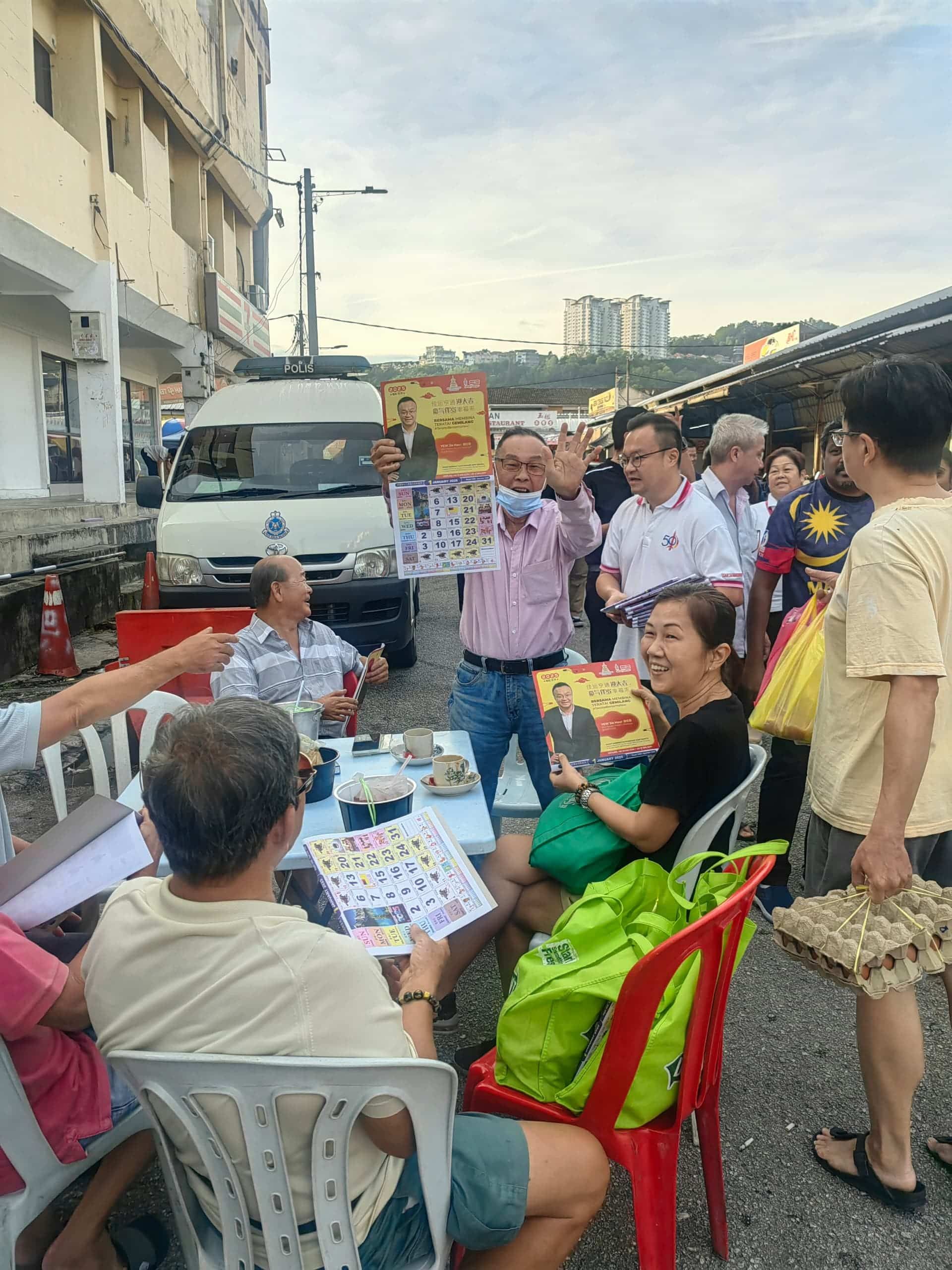 游佳豪明年拨款太子园新巴刹提升路面