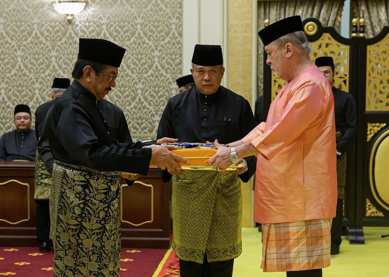 慕沙阿曼受委沙巴首长 任期明年1月起生效