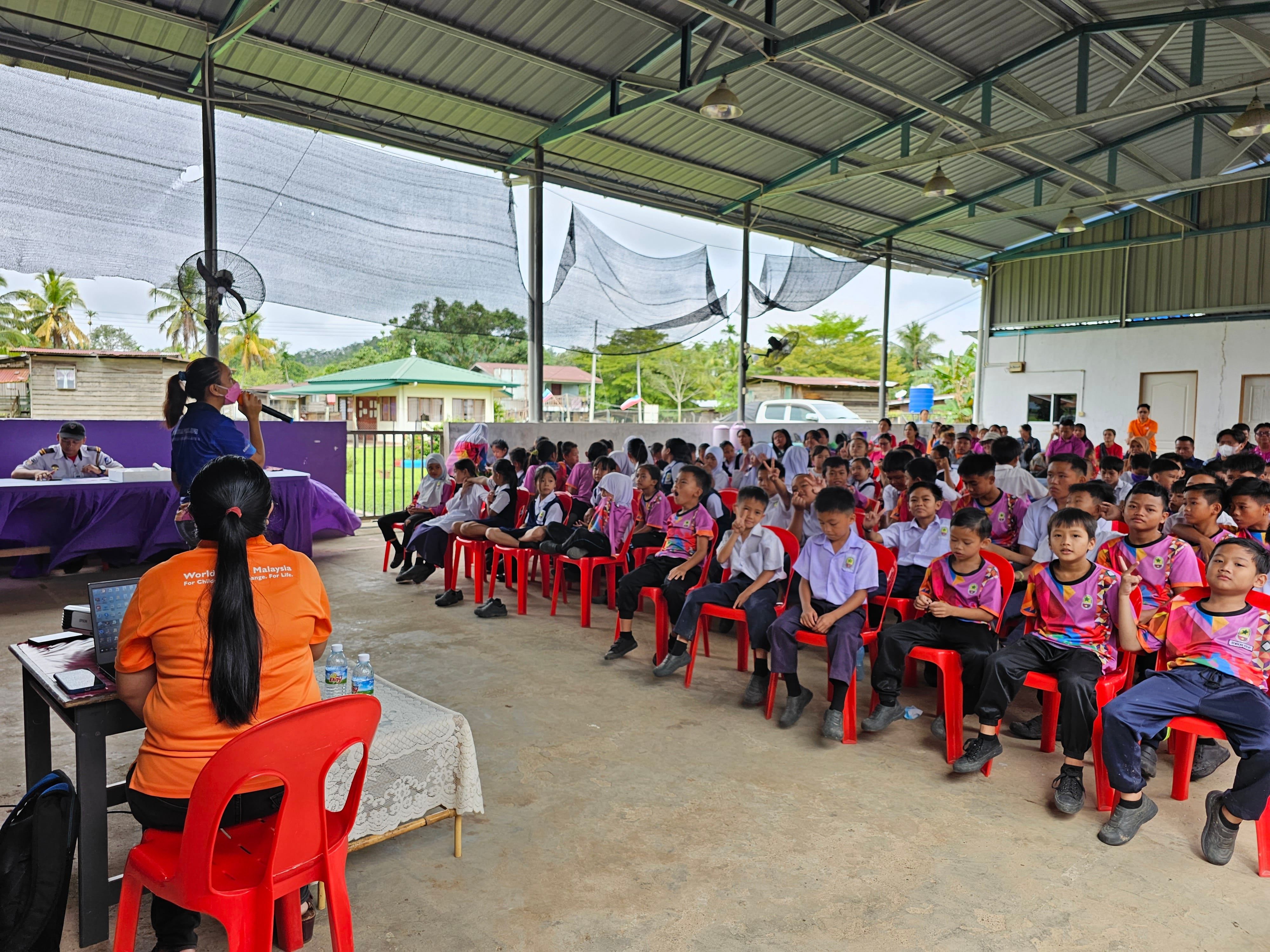 守护数码时代的童真   专家吁加强数码素养教育