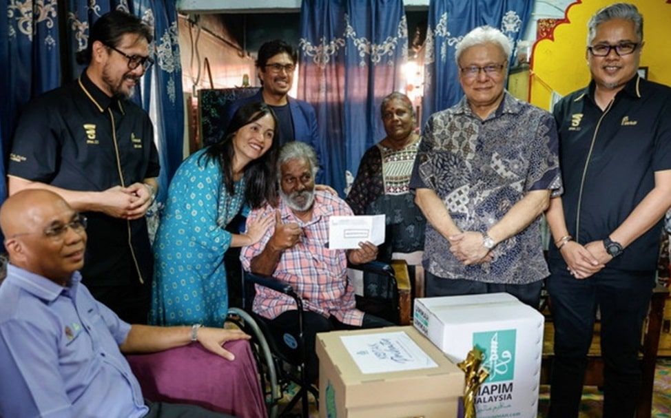 张念群吁社媒平台尽速申请执照