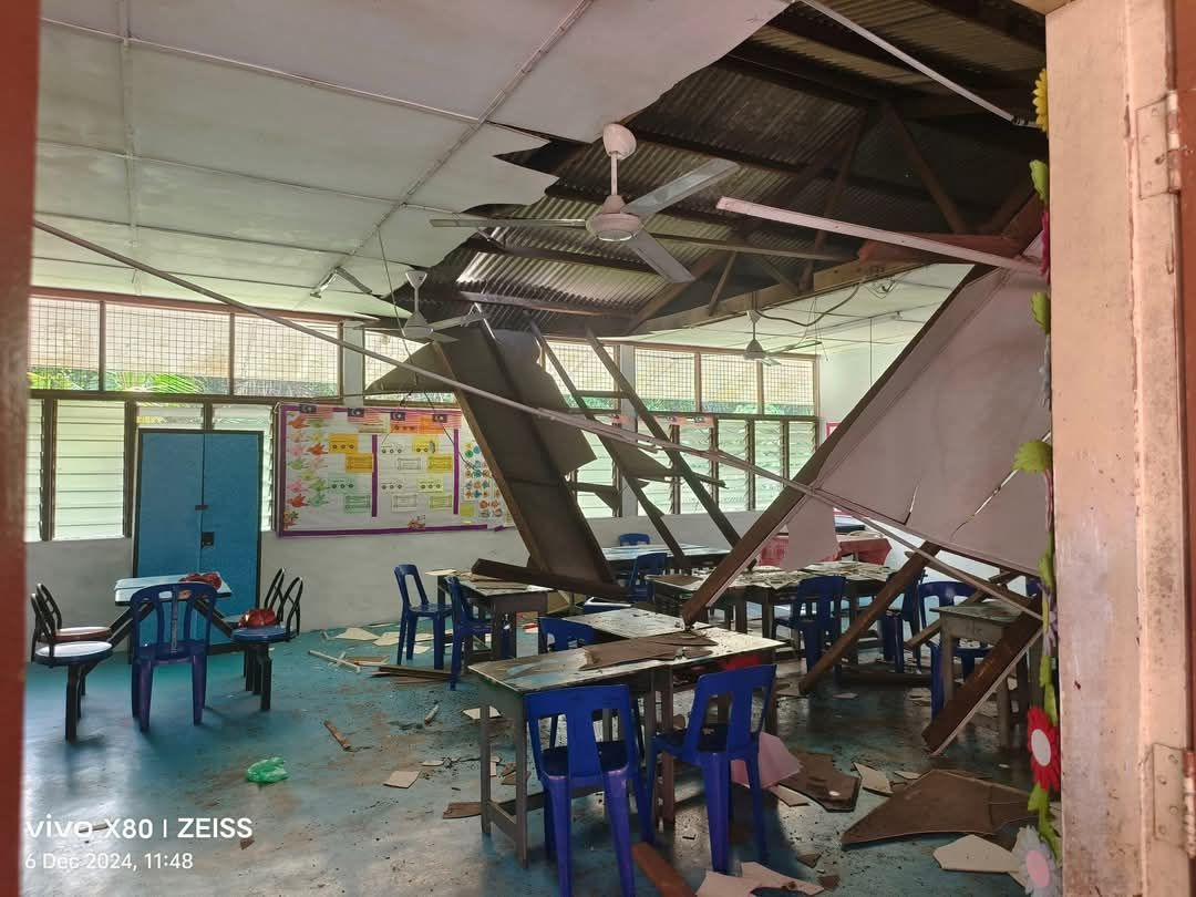 பத்து அம்பாட் தமிழ்ப்பள்ளியில் கூரை இடிந்து விழுந்த சம்பவம்- மாநில அரசின் நிதியில் சீரமைப்பு பணிகள்- பாப்பராய்டு உறுதி