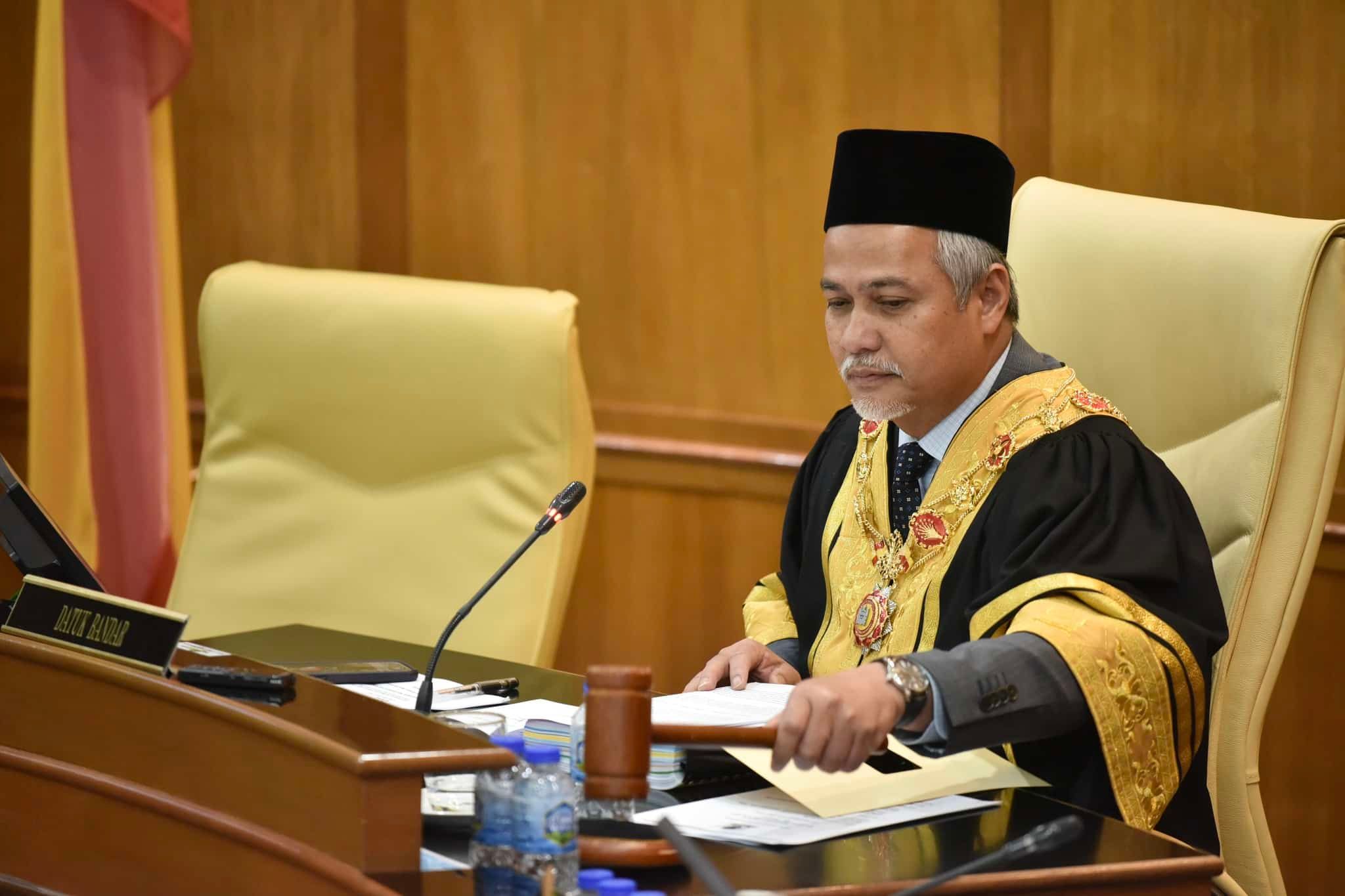 巴生市民提前交2025门牌税 有机会获得免费雨伞