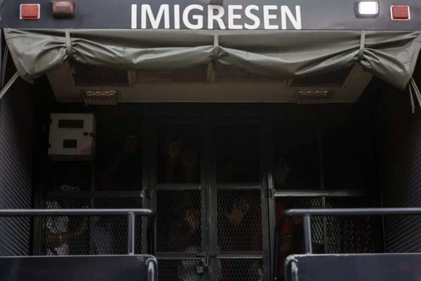 "Op Kutip" சிறப்பு சோதனை நடவடிக்கை மூலம் 53 சட்டவிரோதக் குடியேறிகள் கைது