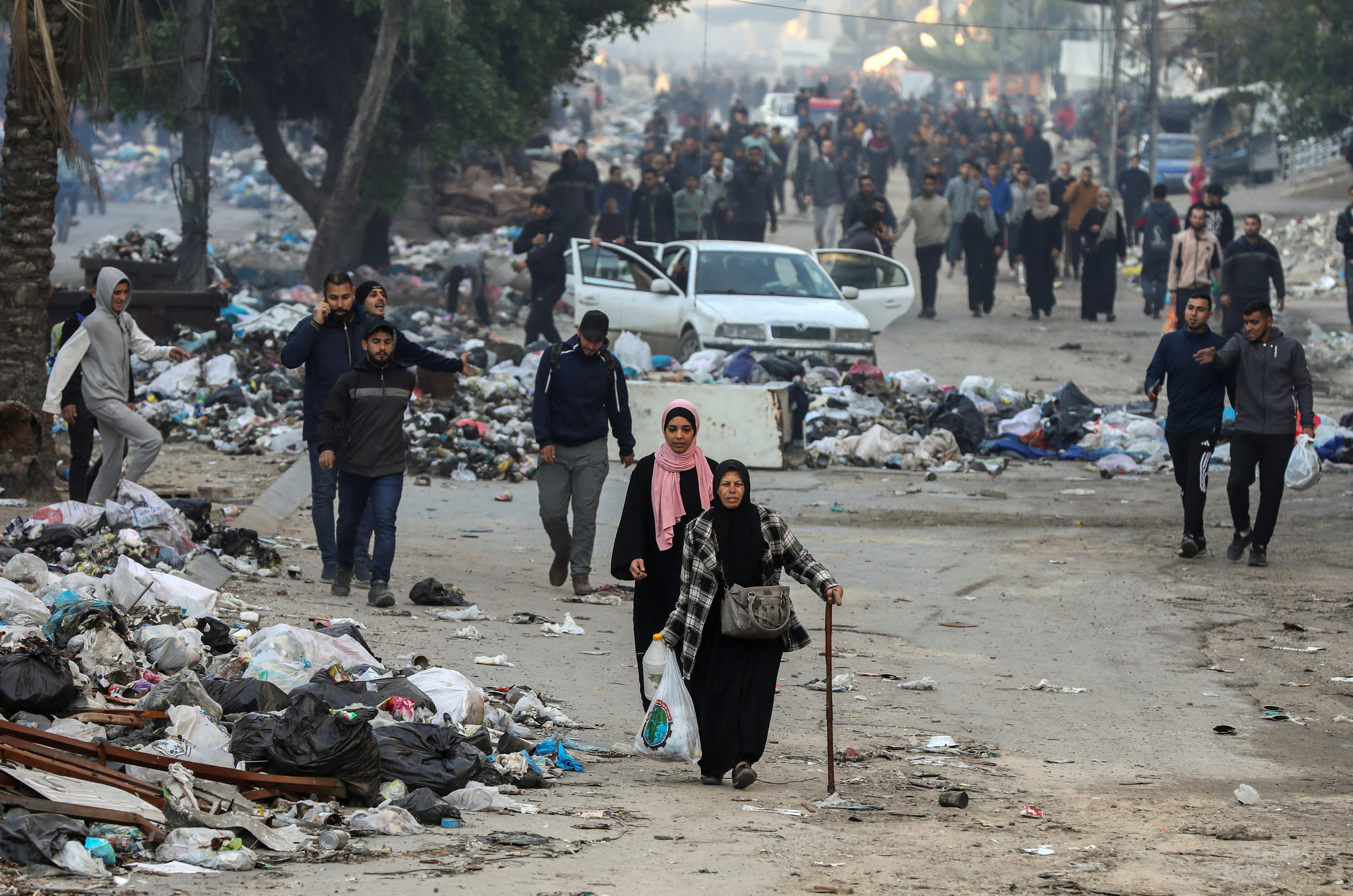 Israeli forces attack Palestine after ceasefire deadline missed