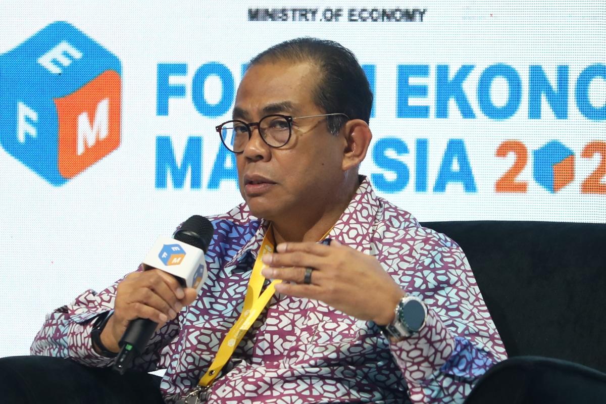 Malaysia to send 35 military doctors to quake-hit Myanmar