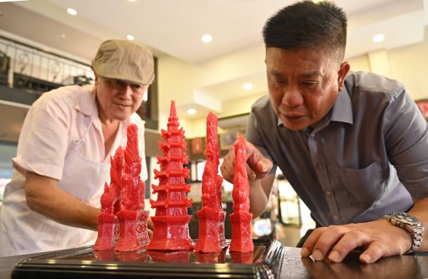 【灵蛇献瑞】糖塔,甜蜜的手艺传承