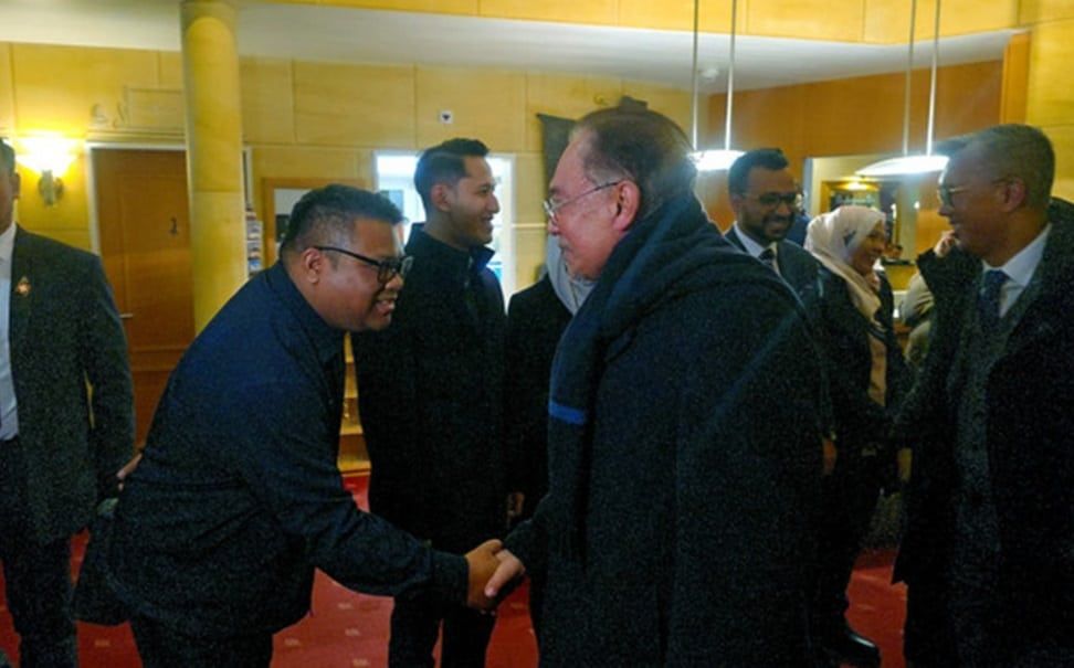 抵达瑞士参与世界经济论坛年会 安华拟晤荷兰首相与利比亚总理