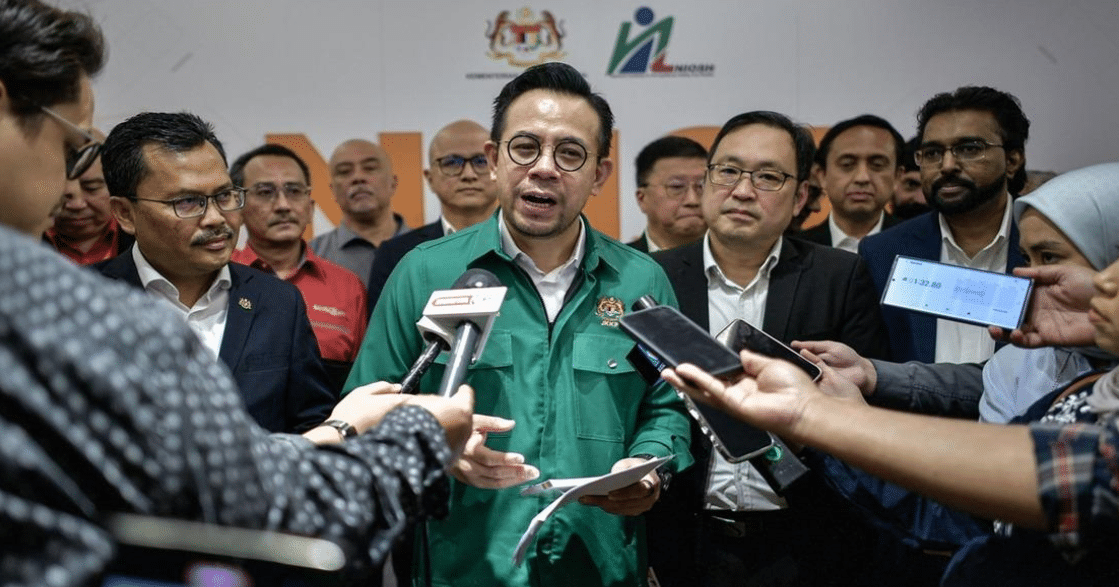 பிப்ரவரி முதல் 1,700 ரிங்கிட் குறைந்தபட்ச ஊதிய விகிதம் அமல்