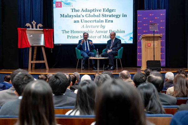 安华:不宜陶醉于短暂胜利 年内推第二个芯片设计园区