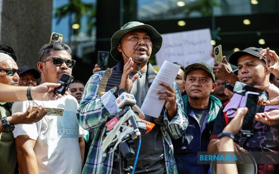 நெல் விவசாயிகளின் பேரணி இடமாற்றம்