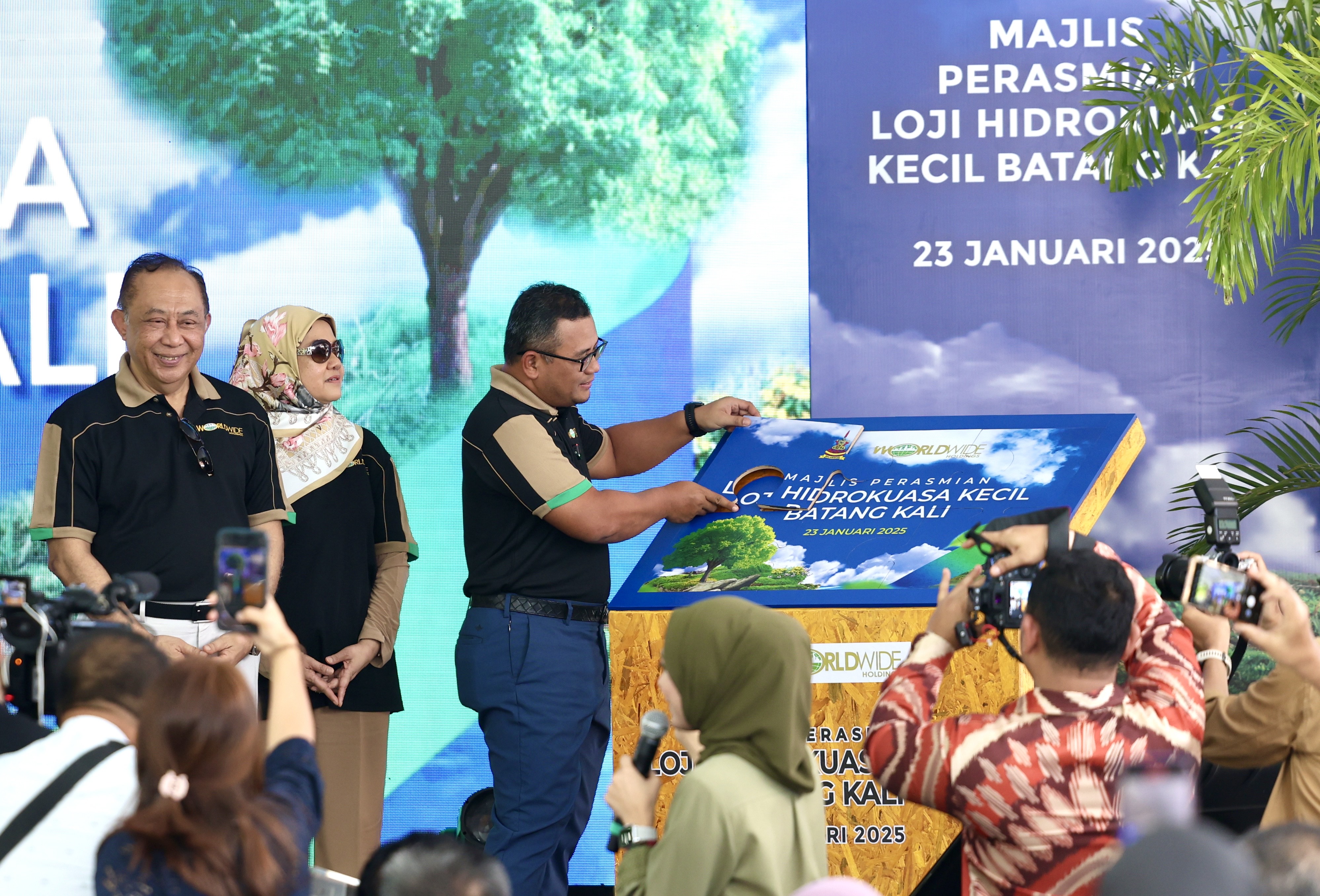 State to explore alternative water sources to support data centre boom — MB