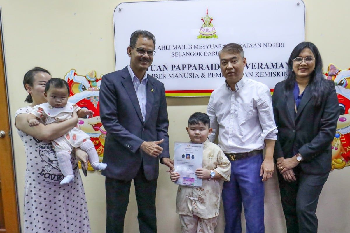 MySel个人证件中心成立至今 协调近3000人获得身份证件