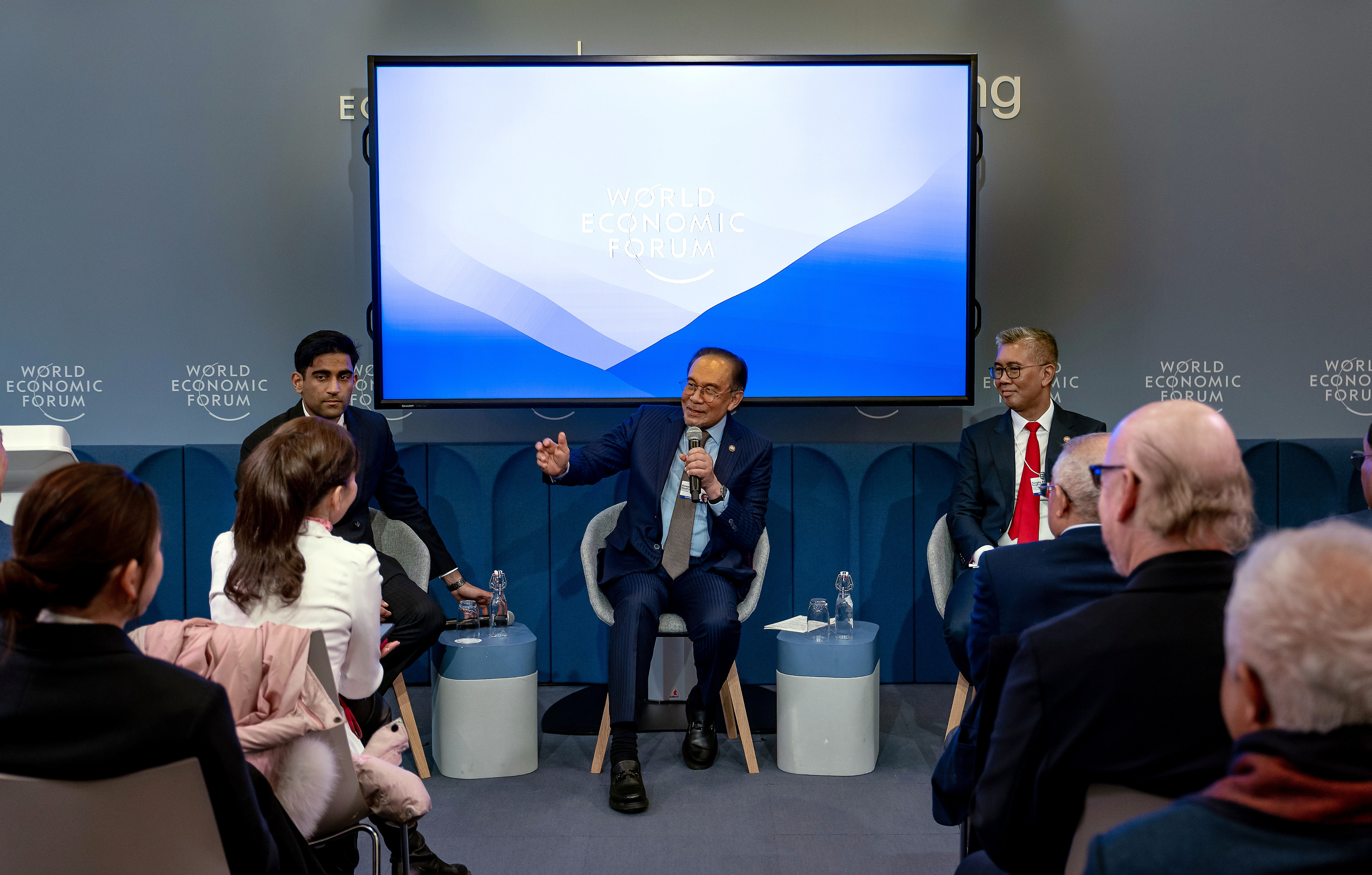 Anwar: Pragmatic dialogue key to navigating complex global relations