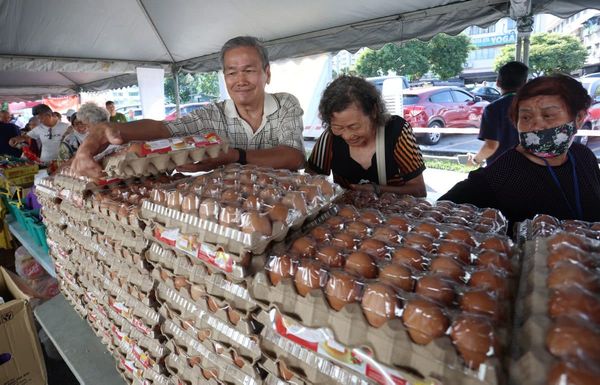 雪州食材促销市集 今早5州选区便宜开卖