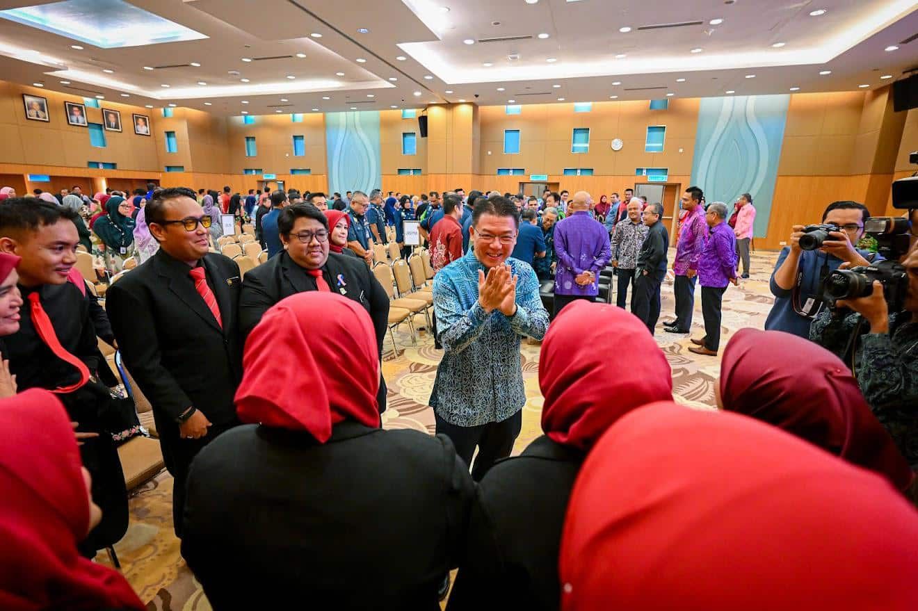 倪可敏引用《愚公移山》典故  勉励房地部官员续创高峰