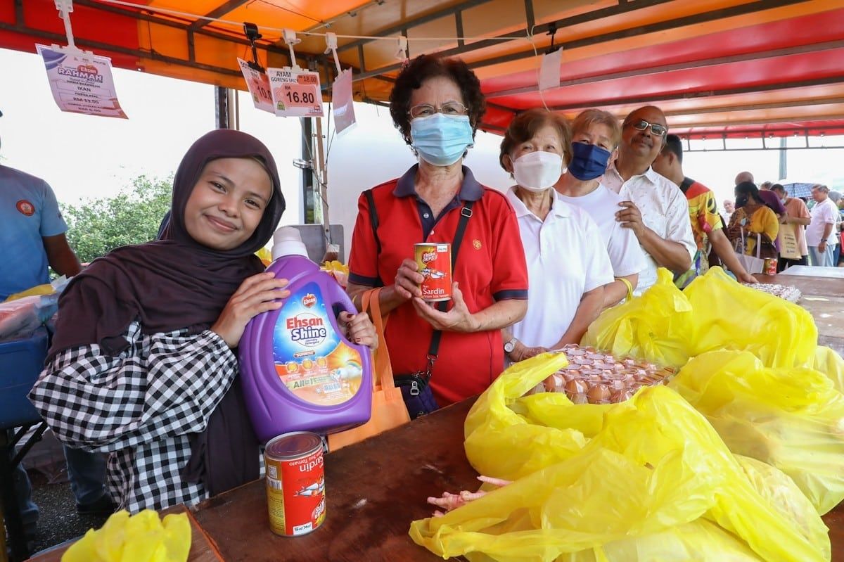 Sekinchan antara lapan lokasi jualan PKPS mega Tahun Baharu Cina