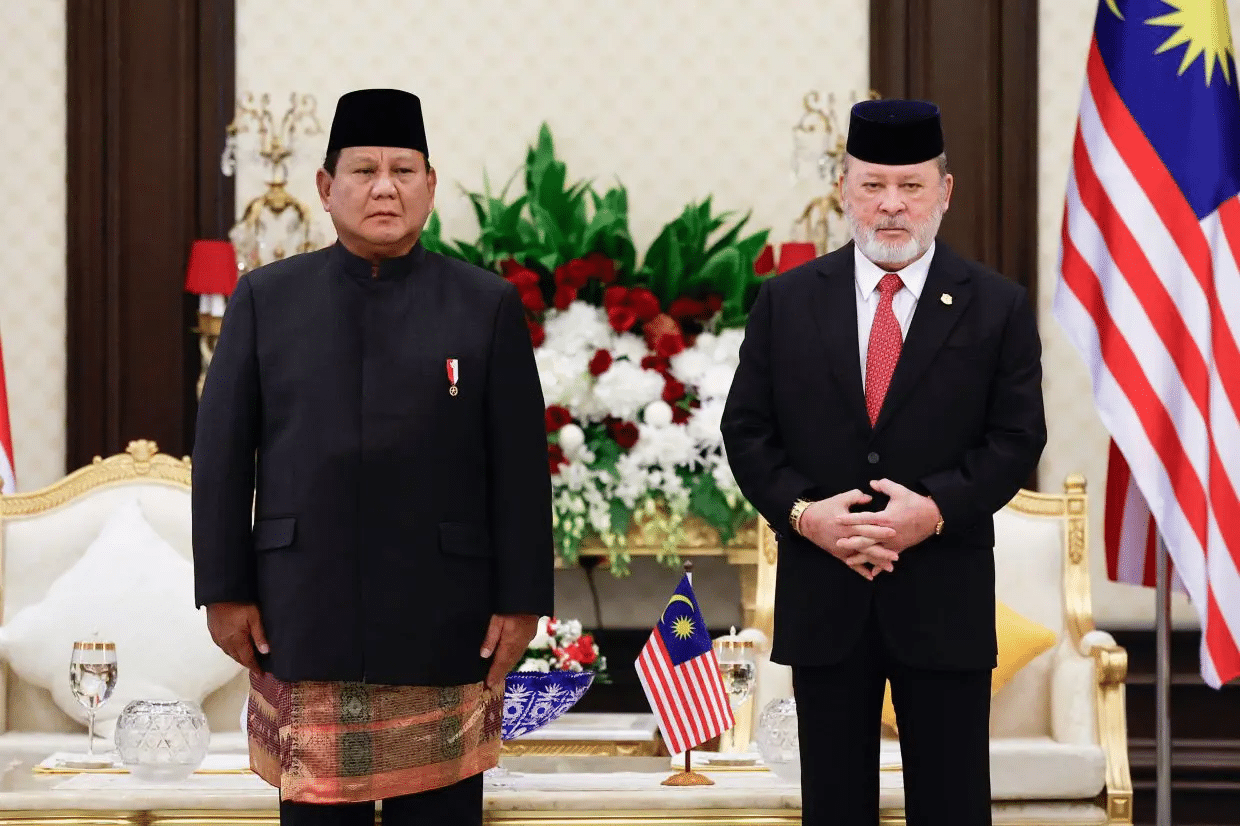 President Prabowo accorded state welcome at Istana Negara