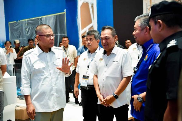 警察不能随意检查公众手机 内长:警方近期见人权委会