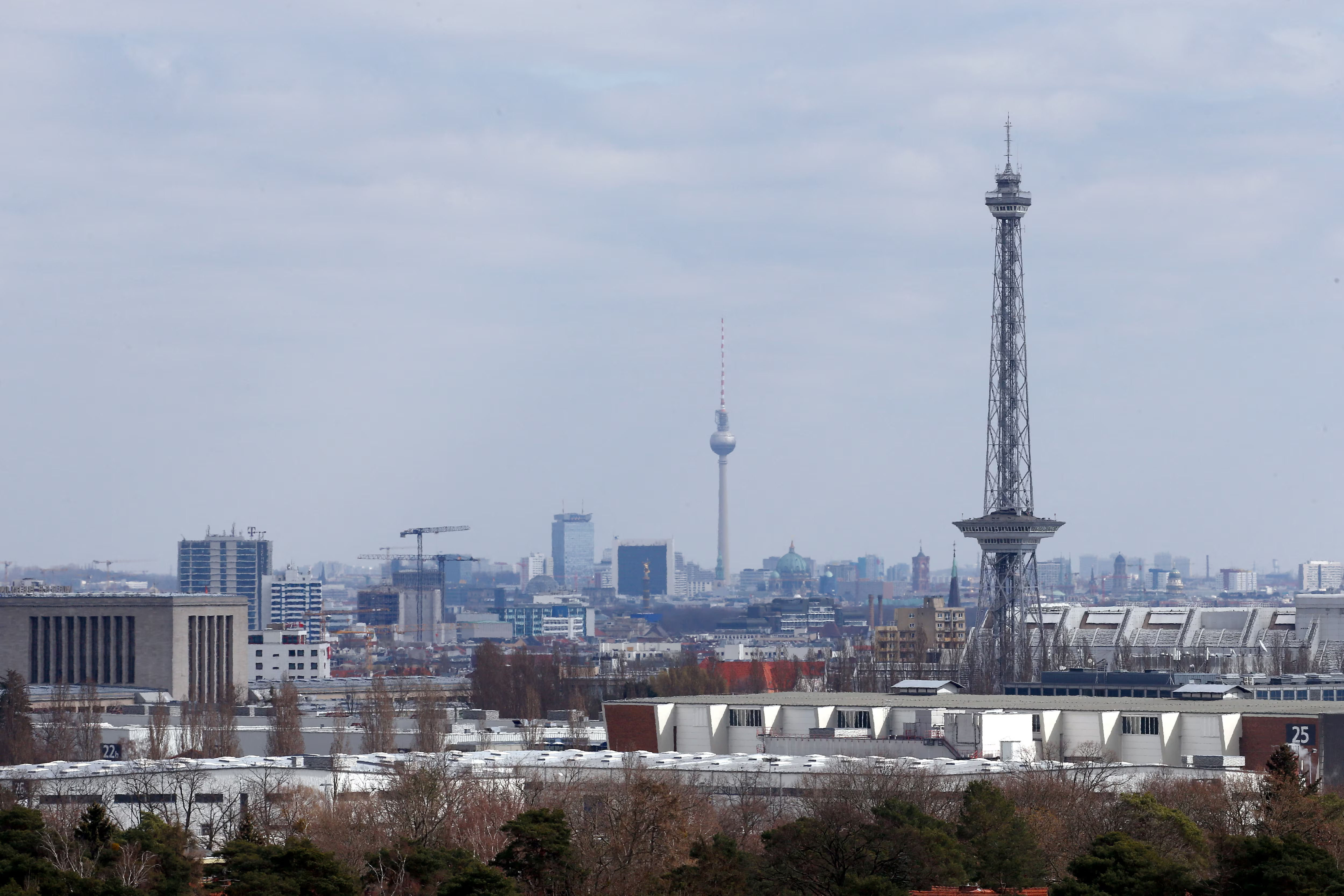 Reports: Trade war with US may cost Germany €290 bln by 2028
