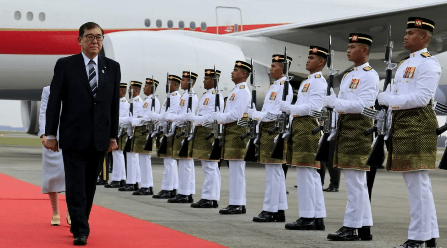 பெர்டானா புத்ராவில் ஜப்பானிய பிரதமருக்கு அதிகாரப்பூர்வ வரவேற்பு