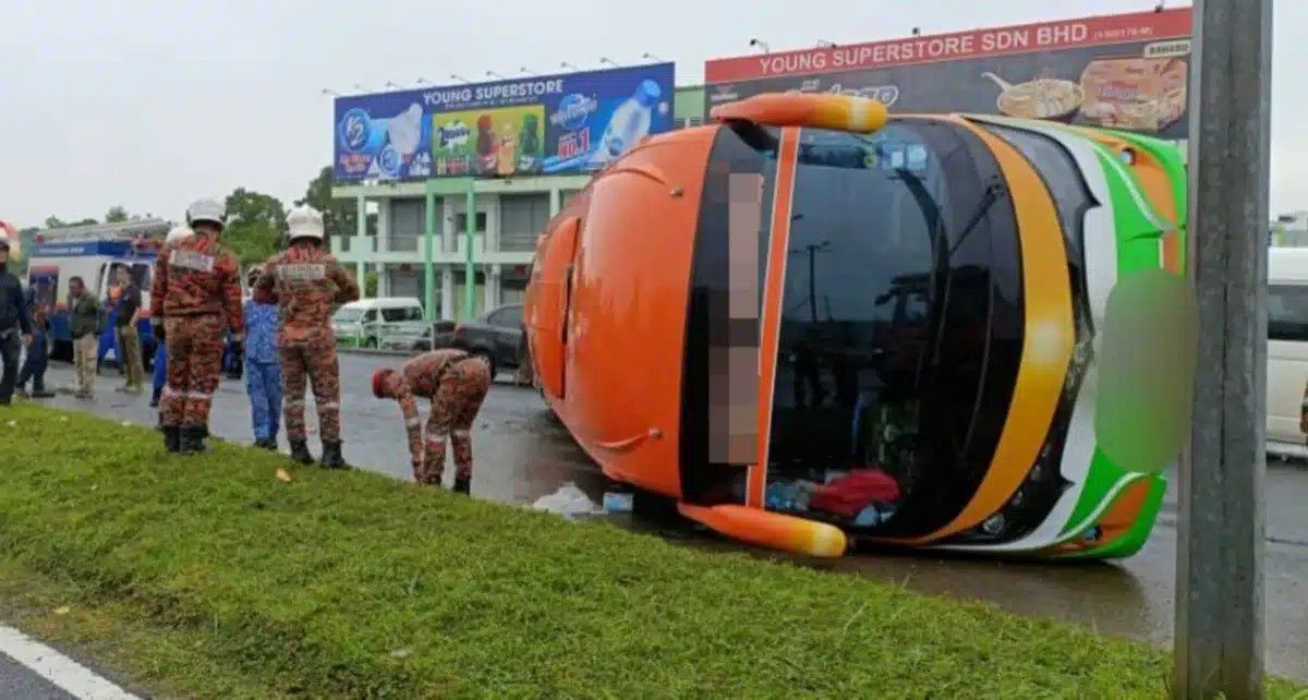 载送17中国游客旅巴翻覆 6人轻伤.司机重伤