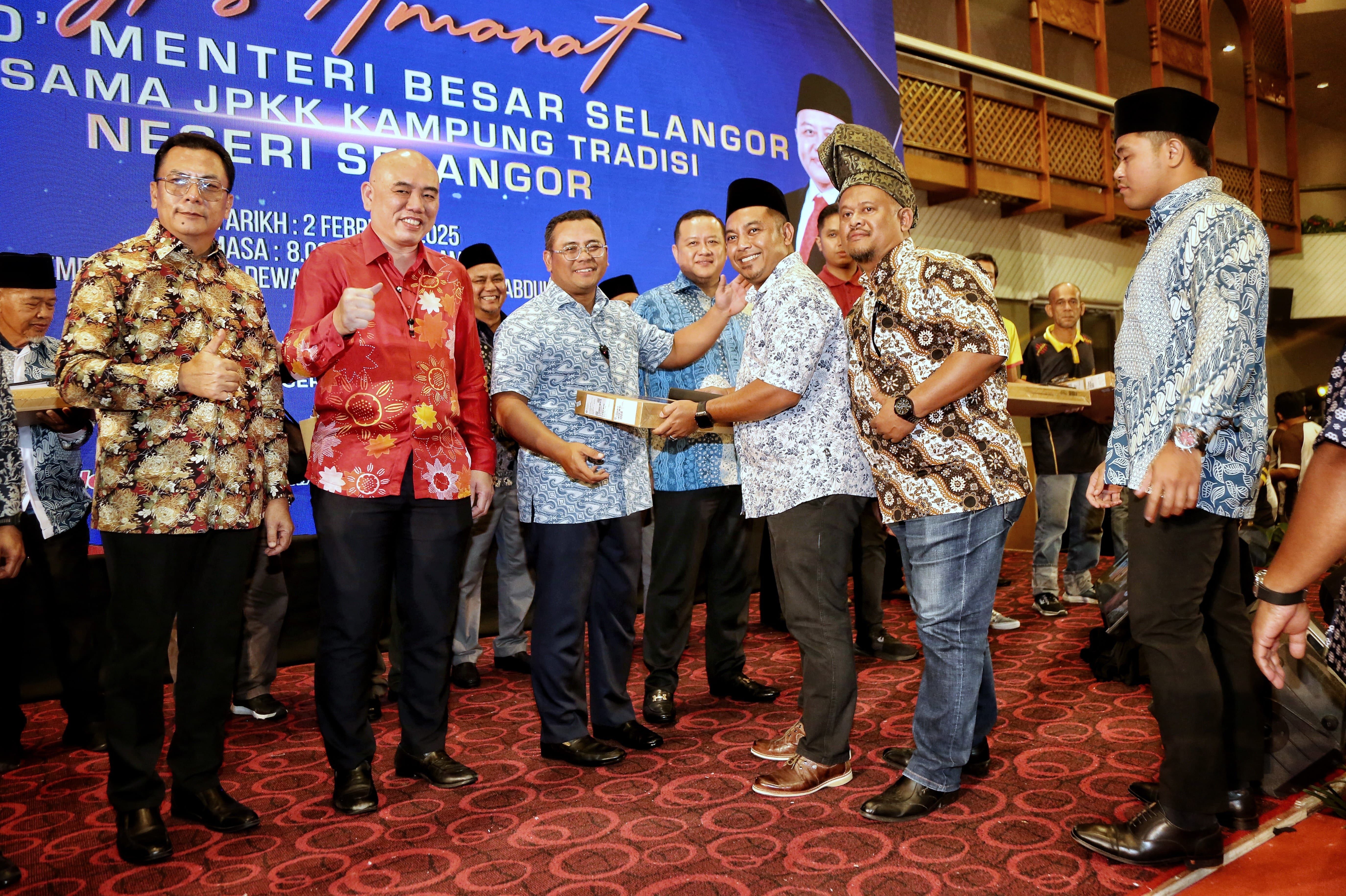 主题乐园滑水道橡皮艇掉落   雪大臣：待完整报告出炉会晤业者