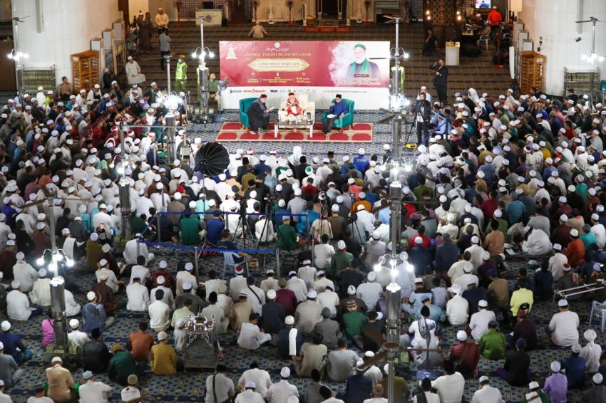 Cabaran dan kerumitan menterjemah kitab tafsir terkenal nusantara