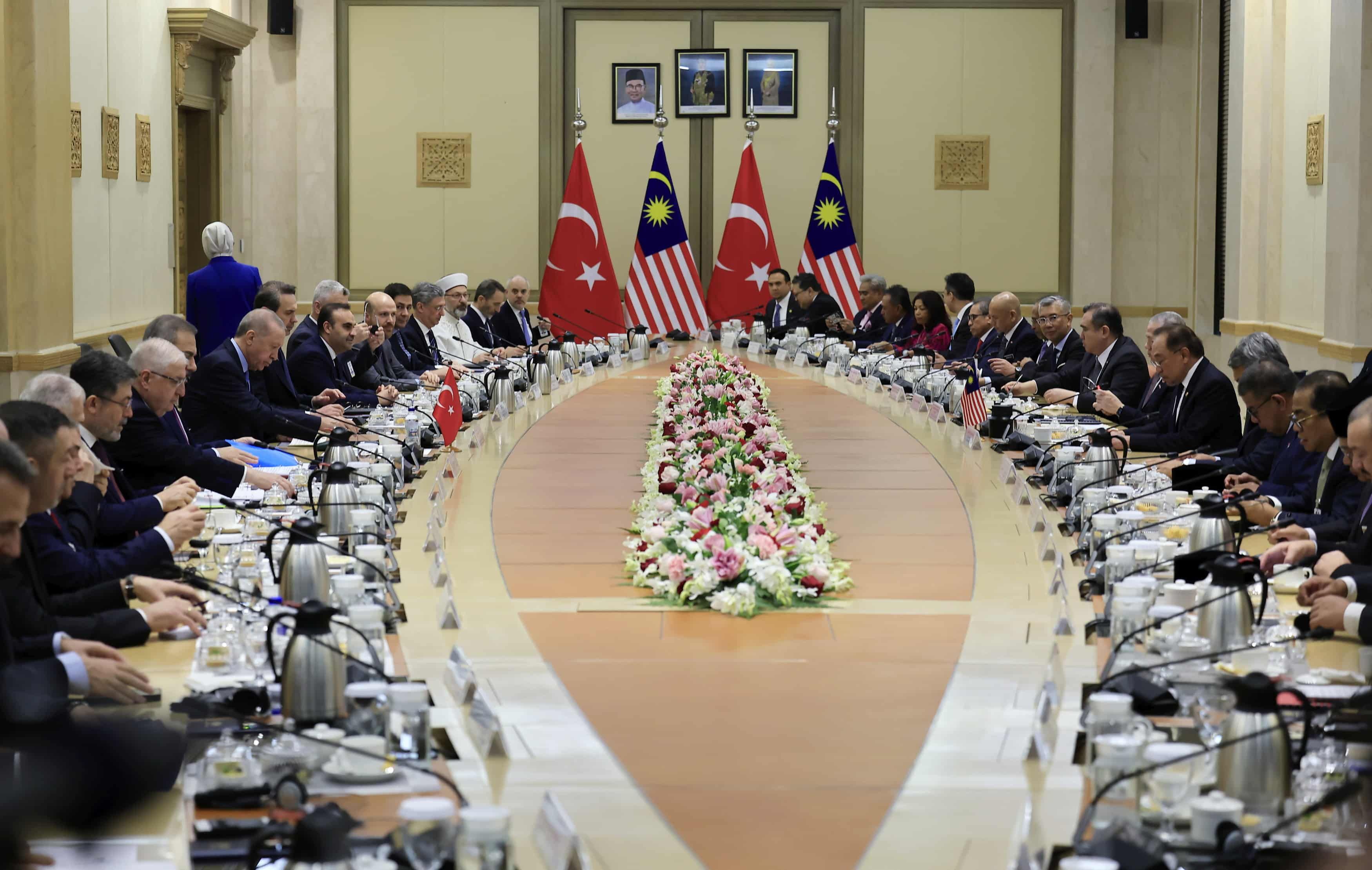 东盟坚决支持加沙长期停火  安华：大马助加沙重建工作